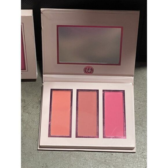BH Cosmetics Mrs. Bella Rosy 3 Color Blush Trio, NEW - Picture 7 of 10